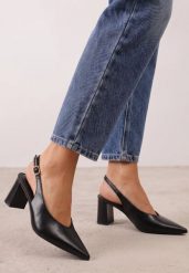 Czarne Klasyczne Czółenka Slingback na Słupku ze Szpiczastym Noskiem Dolmisa. Czarne czółenka damskie Renee, bez wzorów, z satyny, eleganckie, ze szpiczastym noskiem, bez obcasa, na obcasie, bez zapięcia. Za 119.99 zł.