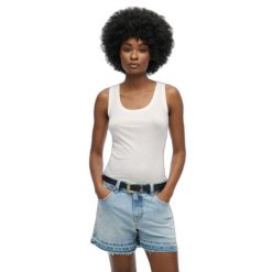 Damski tank top Superdry Studios Lightweight Racer. Białe topy damskie Superdry, bez wzorów, eleganckie, bez kołnierzyka, bez ramiączek. Za 105.55 zł.