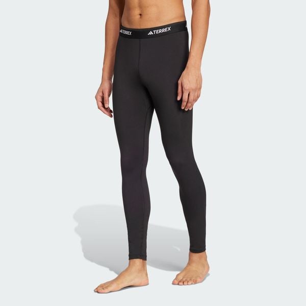 Legginsy Multi Synthetic Base Layer. Czarne legginsy damskie Adidas, bez wzorów. Za 219.00 zł.