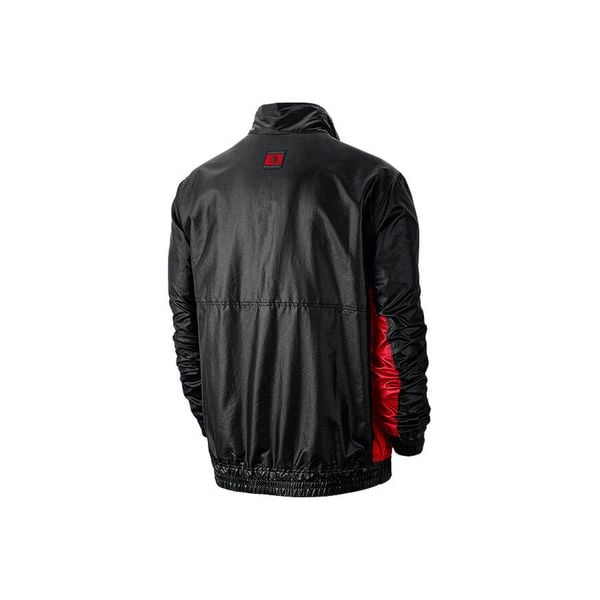 Kurtka męska nike nba toronto raptors lightweigt courtside jacket black. Czarne kurtki męskie Nike, m, bez wzorów, z nylonu, sportowe, bez kaptura. Za 489.00 zł.