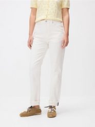 Jeansy Boyfriend - biały. Białe jeansy damskie Reserved, bez wzorów, z bawełny. Za 139.99 zł.