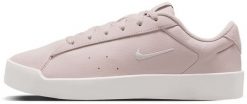 Nike Buty Court Herritage W (IM7529-600). Obuwie sportowe damskie Nike, bez wzorów, bez zapięcia. Za 235.23 zł.