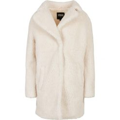 Płaszcz damski Urban Classics oversized sherpa-grandes tailles. Białe płaszcze damskie Urban Classics, xl, bez wzorów, z tkaniny, bez kołnierzyka, bez kaptura. Za 321.20 zł.