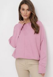 Różowy Sweter o Luźnym Fasonie z Rękawami Typu Nietoperz Poxure. Czerwone swetry nierozpinane damskie Born2be, l, bez wzorów, bez kołnierzyka, bez ramiączek. Za 74.99 zł.