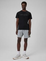 4F Spodenki dresowe męskie - szare M. Szare szorty męskie 4F, bez wzorów, z dresówki. Za 129.99 zł.