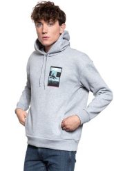 BLUZA LEE GRAPHIC RELAXED HOOD GREY MELE L82YTTMP 112122266. Szare bluzy męskie Lee, l, bez wzorów, bez ramiączek, z kapturem. W wyprzedaży za 99.99 zł.