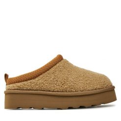 Klapki s.Oliver. Brązowe klapki damskie S.Oliver, bez wzorów, bez obcasa, bez zapięcia. Za 299.99 zł.