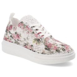 Różowe Półbuty Artiker Stylowe Obuwie Damskie. Białe półbuty damskie Artiker, bez wzorów, z jeansu, eleganckie, bez obcasa, bez zapięcia. Za 129.00 zł.
