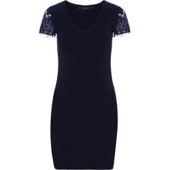 Vero Moda Lassi Glory damska sukienka z dekoltem w szpic Night Sky (rozmiar XS). Sukienki damskie Vero Moda, xs, bez wzorów, bez kołnierzyka, bez ramiączek. W wyprzedaży za 147.00 zł.