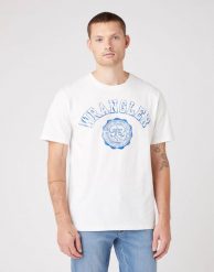 WRANGLER COLLEGIATE TEE MĘSKI T-SHIRT KOSZULKA LOGO NADRUK OFF WHITE W7E0EJ737 112146306. Białe t-shirty męskie Wrangler, m, bez wzorów, bez kołnierzyka, bez ramiączek. Za 99.99 zł.