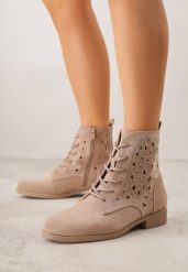 Ciemnobeżowe Sznurowane Botki z Ażurową Cholewką Zeliana. Brązowe botki damskie Born2be, w ażurowe wzory, z jeansu, klasyczne, bez obcasa, na płaskiej podeszwie, bez zapięcia. Za 119.99 zł.