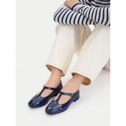 Baleriny Lasocki. Niebieskie balerinki damskie Lasocki, bez wzorów, bez obcasa, bez zapięcia. Za 169.99 zł.