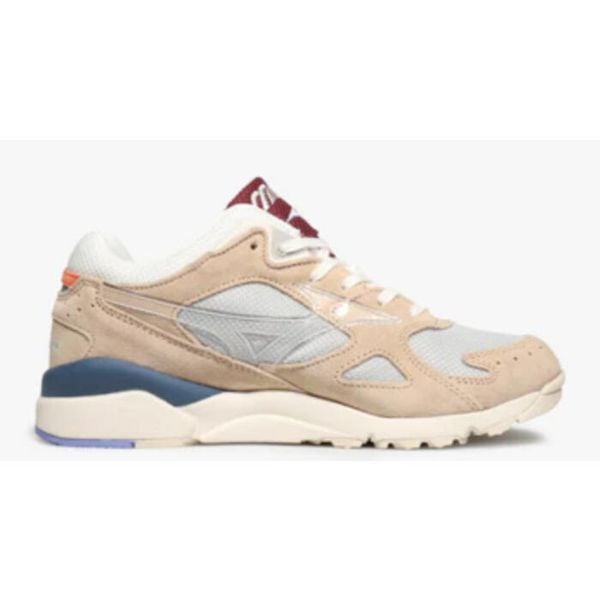 Trampki Mizuno Jr+sr. Brązowe trampki męskie Mizuno, bez wzorów, z materiału, eleganckie, bez zapięcia. Za 737.99 zł.