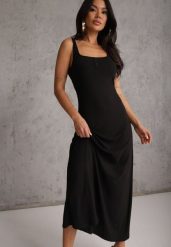 Czarna Sukienka z Bawełny Ozdobiona Guzikami przy Dekolcie Abarei. Czarne sukienki damskie Renee, na co dzień, l, z aplikacjami, z bawełny, casualowe, bez kołnierzyka, bez ramiączek, maxi, proste. Za 129.99 zł.