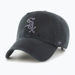 Czapka z daszkiem 47 Brand MLB Chicago White Sox CLEAN UP. Czarne czapki damskie 47 Brand, na wiosnę, bez wzorów. Za 89.99 zł.