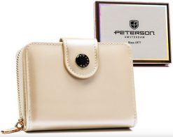 Portfel damski Peterson kremowy PTN 014-LAK. Białe portfele damskie Peterson, ze skóry. Za 89.00 zł.