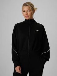4F Bluza kibica regular bez kaptura damska - czarna S. Czarne bluzy damskie 4F, s, bez wzorów, z dresówki, sportowe, bez ramiączek, bez kaptura. Za 169.99 zł.