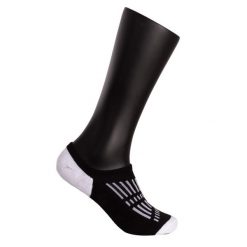 3 szt. skarpety techniczne 35-38, 95% poliester 5% elastan. Białe skarpetki damskie 2117 OF SWEDEN, bez wzorów, z elastanu. Za 130.99 zł.