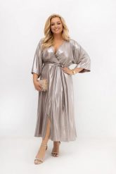 Sukienka kimonowa Moon Shine z połyskiem na wesele i eleganckie przyjęcia PLUS SIZE OVERSIZE LATO. Sukienki damskie Moda Size Plus Iwanek, na imprezę, na lato, l, bez wzorów, z elastanu, eleganckie, bez kołnierzyka, plus size, bez ramiączek, midi, dopasowane. Za 379.90 zł.