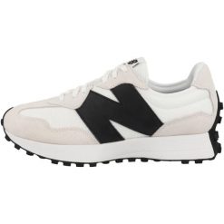 Buty do chodzenia męskie New Balance 327. Białe buty sportowe męskie New Balance, bez wzorów, z materiału, bez zapięcia, trekkingowe. Za 505.90 zł.