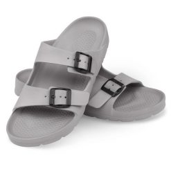 Klapki basenowe sandały Aqua Speed Laredo. Czarne klapki damskie Aqua-Speed, bez wzorów, sportowe, bez obcasa, bez zapięcia. Za 63.99 zł.