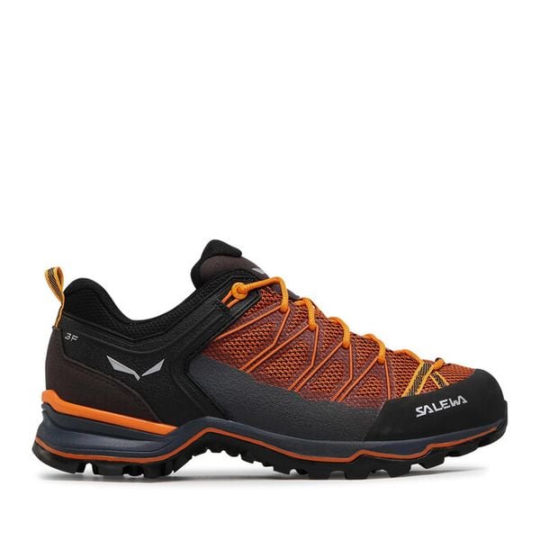 Trekkingi Salewa. Brązowe buty zimowe męskie Salewa, bez zapięcia. Za 599.99 zł.