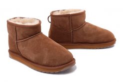 EMU AUSTRALIA W10937 STINGER MICRO chestnut, botki damskie. Brązowe botki damskie Emu Australia, na zimę, bez wzorów, ze skóry, bez obcasa, bez zapięcia. Za 669.90 zł.