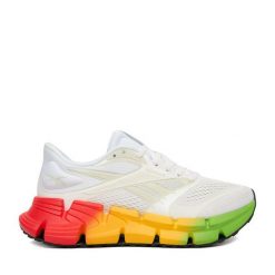 Buty do biegania Reebok. Białe obuwie sportowe damskie Reebok, bez wzorów, bez zapięcia, do biegania. Za 489.99 zł.