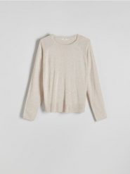Gładki sweter z wiskozą - beżowy. Brązowe swetry nierozpinane damskie Reserved, l, bez wzorów, z dzianiny, bez kołnierzyka, bez ramiączek. W wyprzedaży za 49.99 zł.