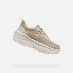 Buty GEOX D XTORS Beżowy. Brązowe obuwie trekkingowe damskie Geox, z syntetyku, bez zapięcia. Za 338.99 zł.