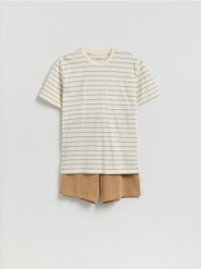 Dwuczęściowa piżama w paski - złamana biel. Piżamy męskie Reserved, l, bez wzorów, z bawełny, bez kołnierzyka, bez ramiączek. Za 89.99 zł.