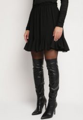 Czarna Rozkloszowana Spódnica z Wiskozą Ozdobiona Falbankami Linndilia. Czarne spódnice damskie Born2be, na co dzień, na lato, bez wzorów, z materiału, eleganckie, mini, rozkloszowane. Za 89.99 zł.