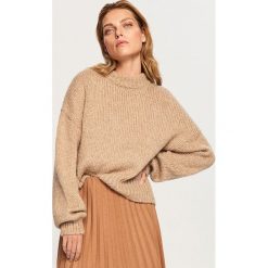 Sweter z domieszką wełny - Beżowy. Brązowe swetry nierozpinane damskie Reserved, l, bez wzorów, z wełny, bez kołnierzyka, bez ramiączek. Za 119.99 zł.