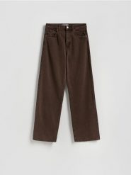 Jeansy wide leg - brązowy. Brązowe jeansy damskie Reserved, bez wzorów, z bawełny. Za 139.99 zł.