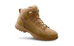 Buty militarne trekkingowe Crispi AT 4 GTX. Brązowe trekkingi męskie Crispi, z gore-texu, bez zapięcia. Za 1,349.00 zł.