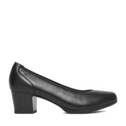 Czółenka Lasocki. Czarne czółenka damskie Lasocki, bez wzorów, bez obcasa, bez zapięcia. Za 229.99 zł.