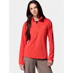 Sweter Damski Columbia Essential Hike Grid. Czerwone swetry nierozpinane damskie Columbia, bez wzorów, sportowe, bez kołnierzyka, bez ramiączek. Za 359.00 zł.