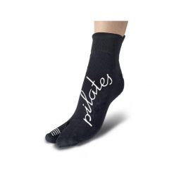 Skarpety techniczne Pilates jednopalcowe dla dorosłych, czarnym ze białym. Czarne skarpety męskie R-EVENGE, bez wzorów, z elastanu. Za 46.89 zł.