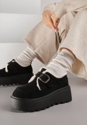 Czarne Śniegowce na Platformie z Paskiem ze Sprzączką i Futrem Unweda. Czarne śniegowce damskie Renee, z jeansu, bez zapięcia. Za 129.99 zł.
