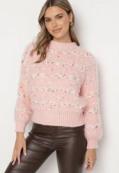 Różowy Sweter z Wiskozą i Bawełną z Kolorową Nicią Raithra. Czerwone swetry nierozpinane damskie Born2be, uniwersalny, z aplikacjami, z bawełny, eleganckie, bez kołnierzyka, bez ramiączek. Za 89.99 zł.