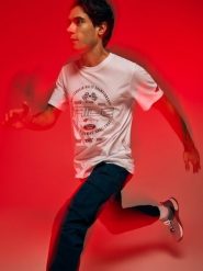 4F T-shirt regular z nadrukiem męski - biały L. Białe t-shirty męskie 4F, l, bez wzorów, z bawełny, bez kołnierzyka, bez ramiączek. Za 79.99 zł.