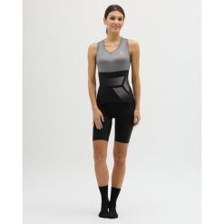 Damska koszulka termoaktywna Silvini Escolca. Czarne bluzki damskie Silvini, bez wzorów, bez kołnierzyka, bez ramiączek. Za 270.50 zł.