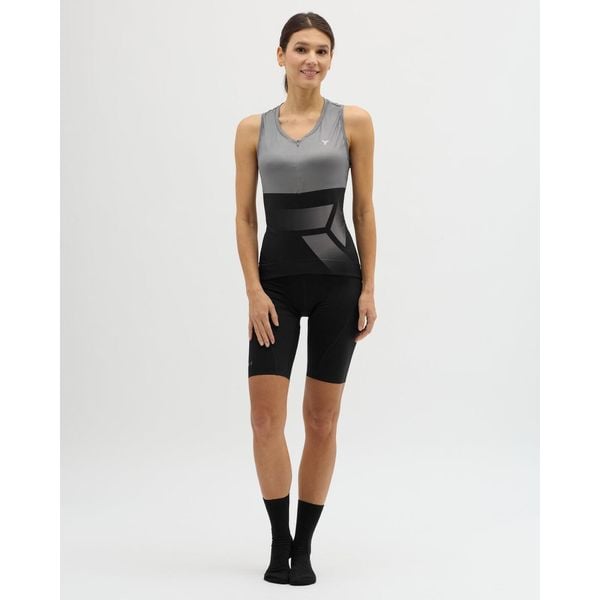 Damska koszulka termoaktywna Silvini Escolca. Czarne bluzki damskie Silvini, bez wzorów, bez kołnierzyka, bez ramiączek. Za 270.50 zł.