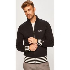 Tommy Hilfiger - Kardigan. Czarne swetry męskie Tommy Hilfiger, l, bez wzorów, z bawełny, bez kołnierzyka, bez ramiączek. W wyprzedaży za 379.90 zł.