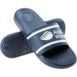 AquaWave Klapki Arwedi WO'S 92800331125 niebieskie. Niebieskie klapki damskie bez wzorów, z materiału, sportowe, bez obcasa, bez zapięcia. Za 90.76 zł.
