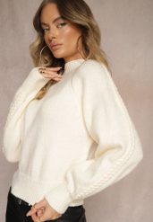 Jasnobeżowy Sweter z Wiskozą i Splotem w Stylu Warkocz z Półgolfem Sinithia. Brązowe swetry nierozpinane damskie Renee, na zimę, bez wzorów, z wiskozy, casualowe, bez kołnierzyka, bez ramiączek. Za 99.99 zł.