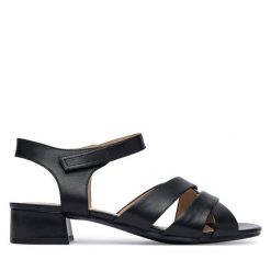 Sandały Caprice. Czarne sandały damskie Caprice, bez wzorów, bez obcasa, na słupku, bez zapięcia. Za 329.99 zł.