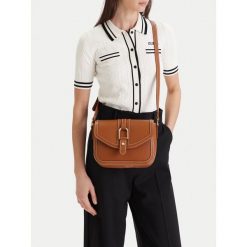 Torebka Beverly Hills Polo Club. Brązowe listonoszki damskie Beverly Hills Polo Club, bez wzorów, bez dodatków. Za 219.99 zł.