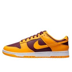 Buty do chodzenia męskie Nike Dunk Low Retro. Brązowe buty sportowe męskie Nike, bez wzorów, z gumy, bez zapięcia, trekkingowe. Za 486.00 zł.