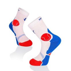 Skarpety tenisowe Fusion w kolorze czerwonym, białym i niebieskim. Białe skarpetki damskie TRY TO FLY, bez wzorów. W wyprzedaży za 58.11 zł.